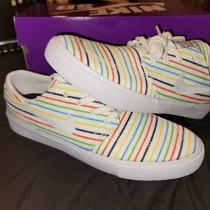NIB NIKE SB Zoom Janoski Canvas RM Premium Shoes